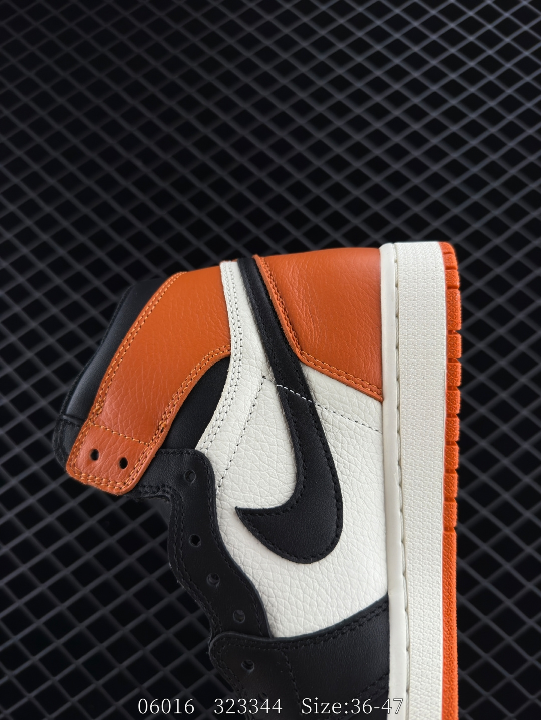 Nike AIR JORDAN 1 RETRO HIGH